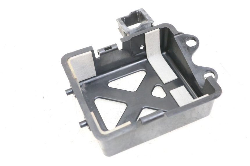 photo de BAC A BATTERIE SUZUKI VL INTRUDER 125 (2004 - 2007) - Vue principale