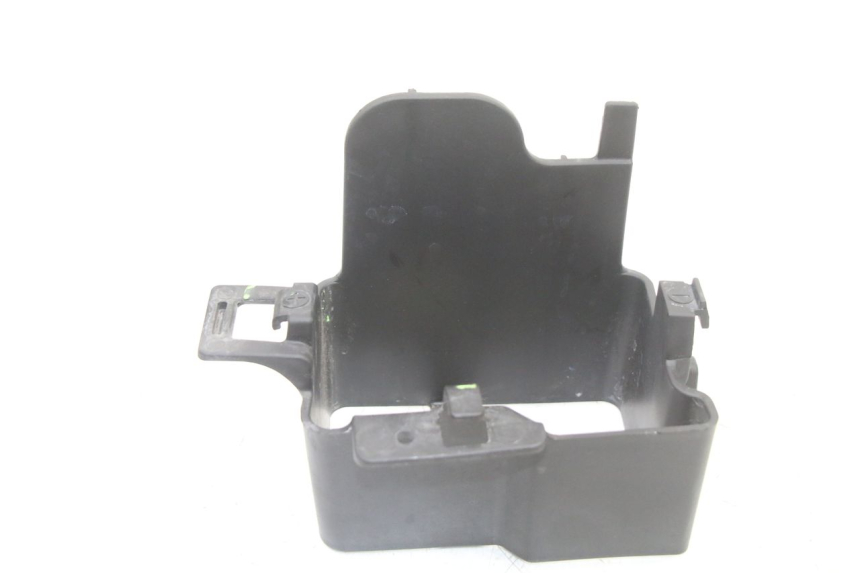 photo de BAC A BATTERIE YAMAHA TRACER 7 700 (2020 - 2024) - Détail de la pièce