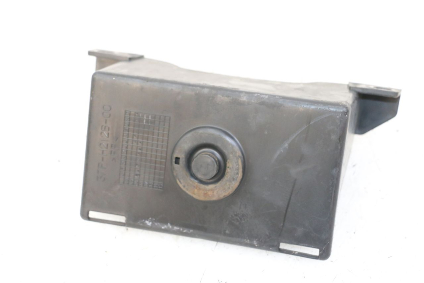 photo de BAC A BATTERIE YAMAHA X-MAX XMAX ABS 250 (2010 - 2014) - Détail de la pièce