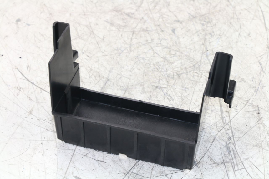 photo de BAC A BATTERIE YAMAHA YP MAJESTY ABS 400 (2007 - 2009) - Zoom état d’usage