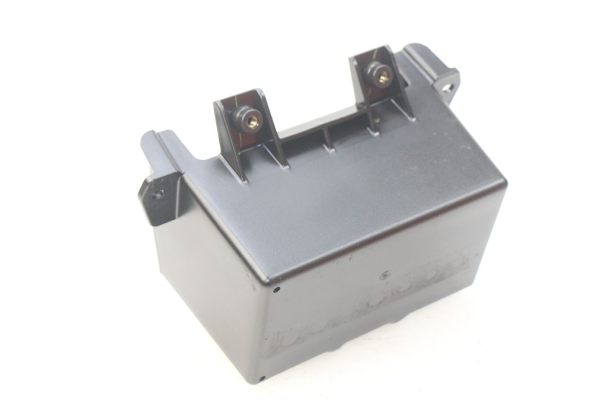 photo de BAC A BATTERIE KAWASAKI Z 650 (2016 - 2019) - Détail de la pièce