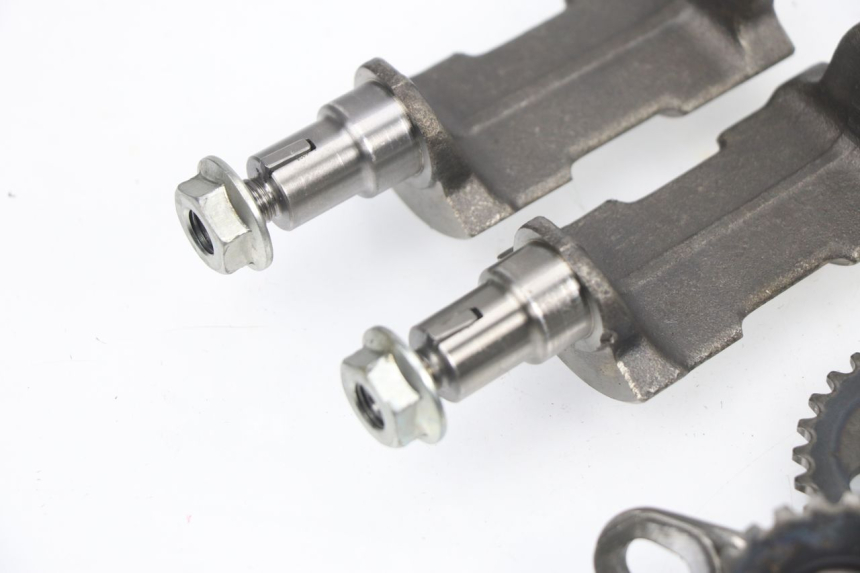 photo de BALANCIER MOTEUR SUZUKI DR DJEBEL 600 (1985 - 1990) - Vue d’ensemble