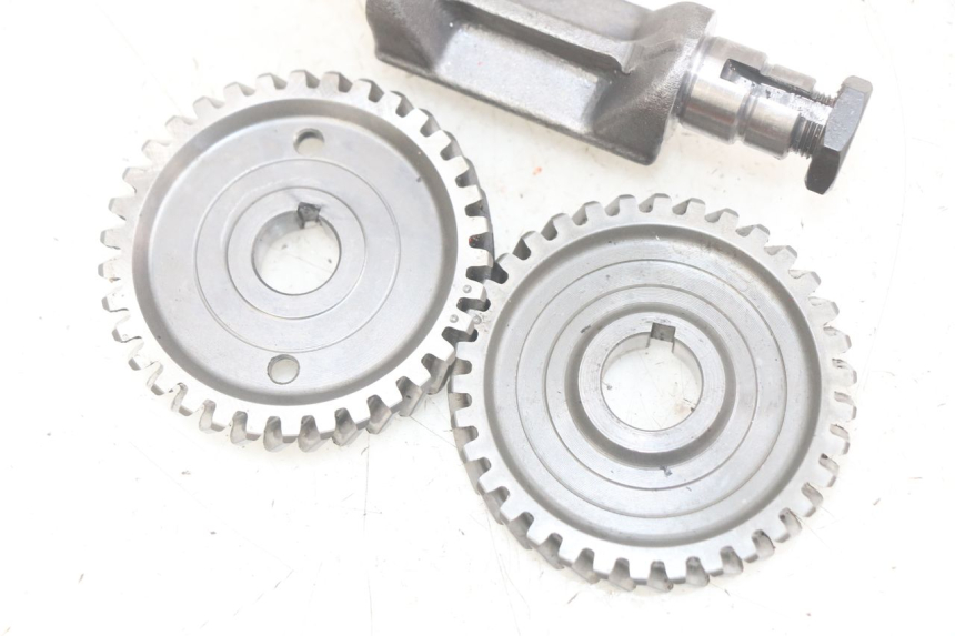 photo de BALANCIER MOTEUR PEUGEOT XP6 50 (2006 - 2011) - Gros plan technique