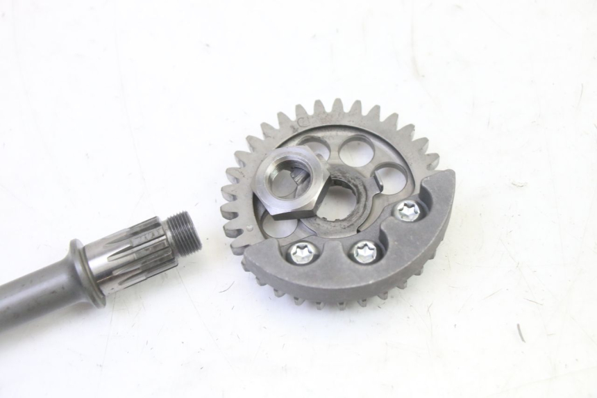 photo de BALANCIER MOTEUR YAMAHA YZF YZ-F 450 (2014 - 2016) - Autre angle de vue