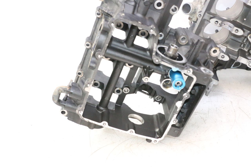 photo de BAS MOTEUR YAMAHA YZF R6 600 (2008 - 2009) - Vue rapprochée