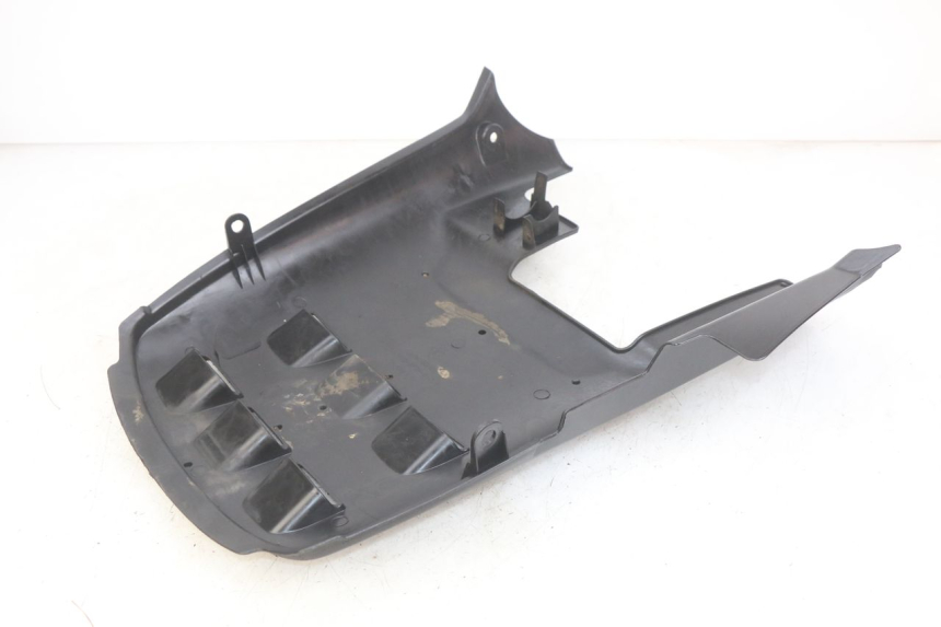 photo de BAS DE CAISSE KYMCO AGILITY 16+ 4T 50 (2018 - 2023) - Zoom état d’usage