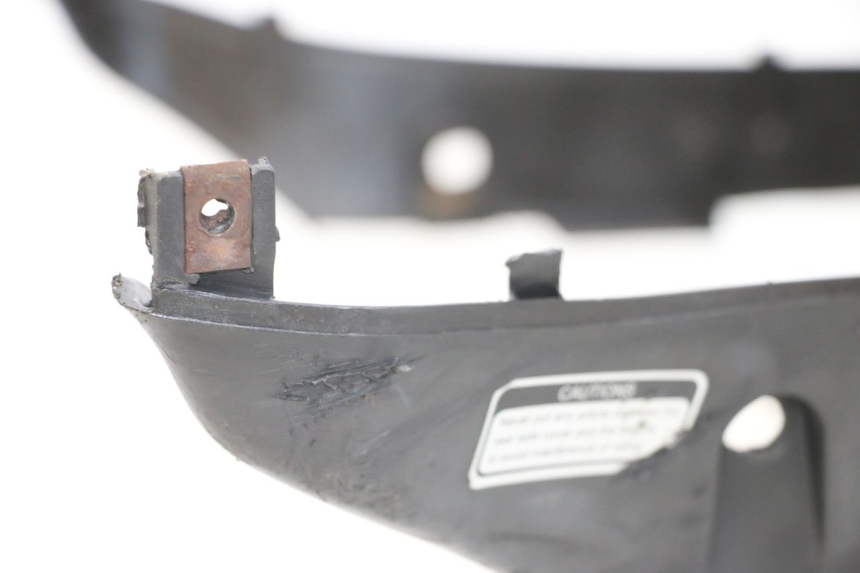 photo de BAS DE CAISSE KYMCO AGILITY 4T 50 (2018 - 2022) - Détail de la pièce