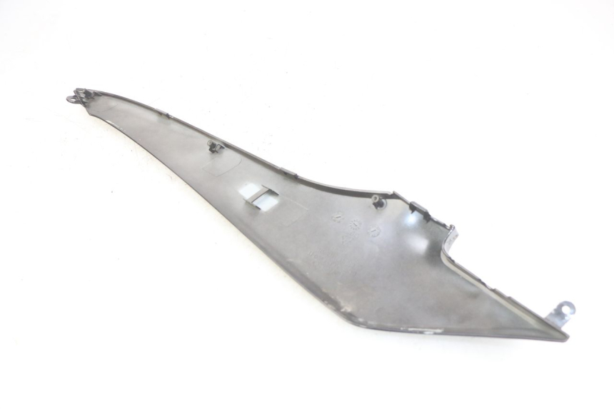 photo de BAS DE CAISSE ARRIERE DROIT KYMCO AGILITY 16+ 4T 50 (2018 - 2023) - Points de fixation