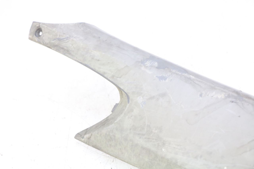 photo de BAS DE CAISSE ARRIERE DROIT HONDA FES PANTHEON 2T 125 (1998 - 2002) - Gros plan technique