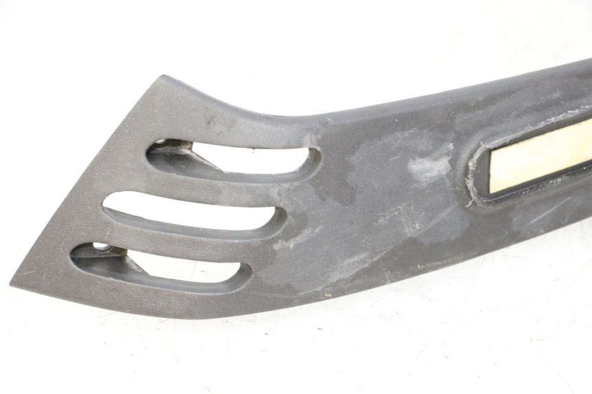 photo de BAS DE CAISSE ARRIERE DROIT PIAGGIO LXV 4T 50 (2009 - 2013) - Vue d’ensemble