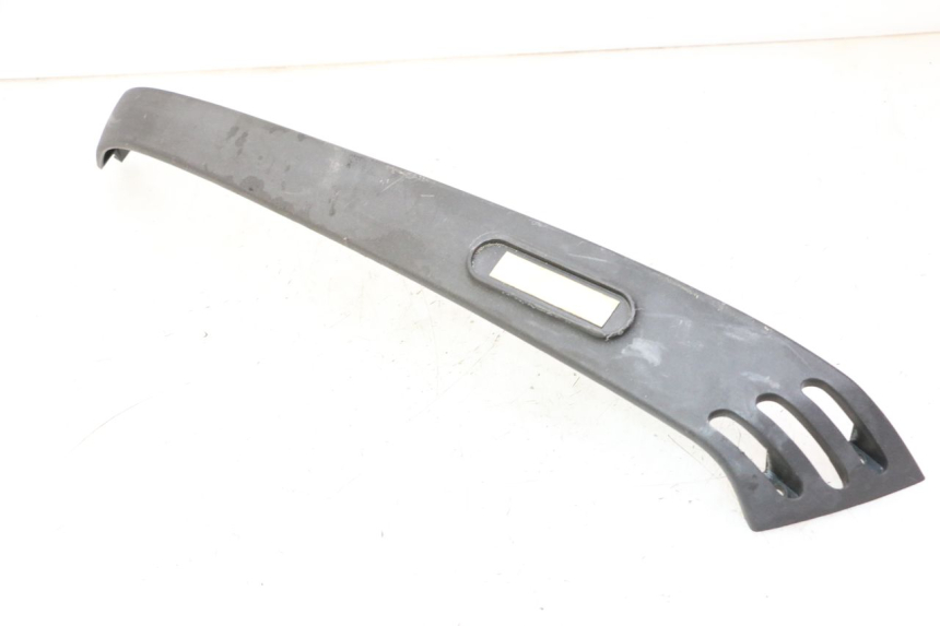 photo de BAS DE CAISSE ARRIERE DROIT PIAGGIO LXV 4T 50 (2009 - 2013) - Points de fixation