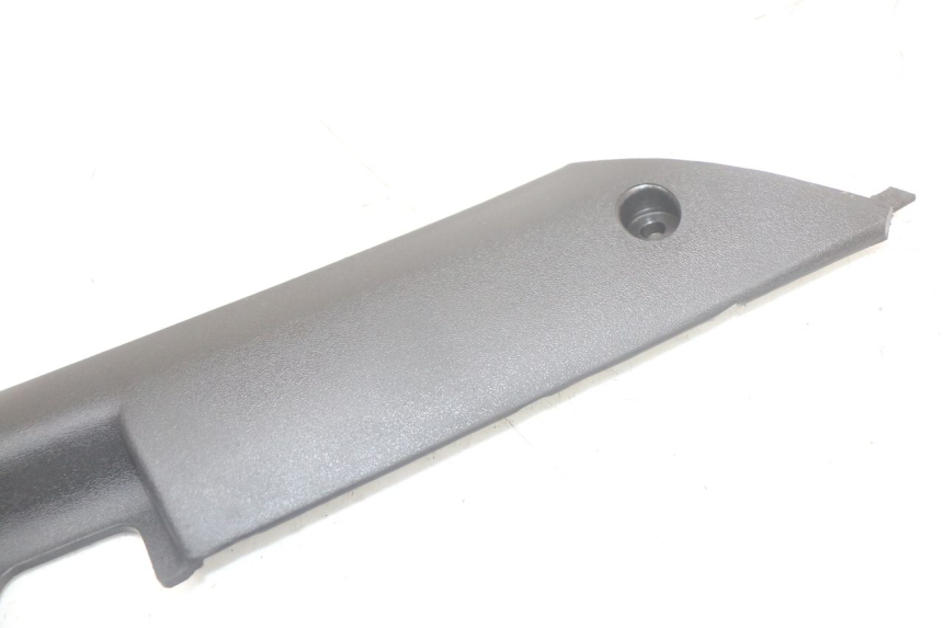 photo de BAS DE CAISSE ARRIERE DROIT MASH LEGEND'R 4T 50 (2021 - 2025) - Zoom état d’usage