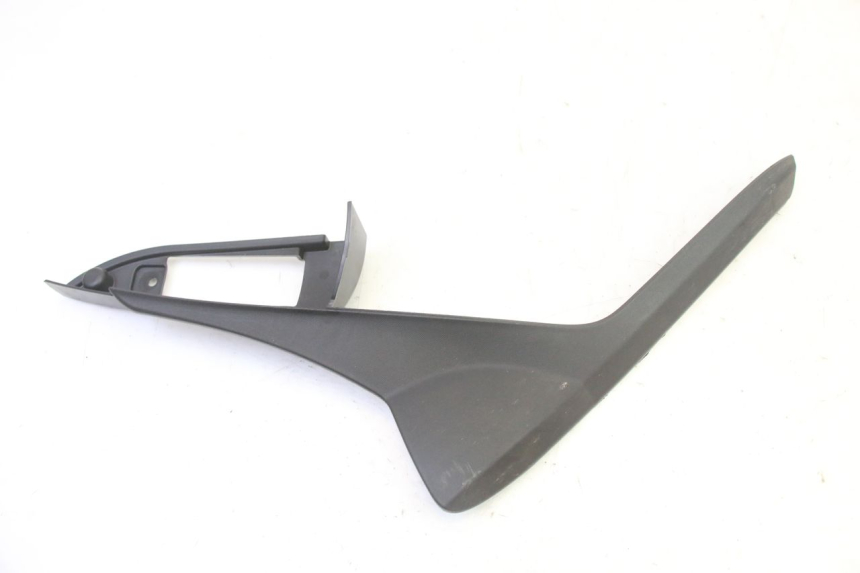 photo de BAS DE CAISSE ARRIERE DROIT PIAGGIO MP3 HPE 310 (2024 - 2025) - Vue principale