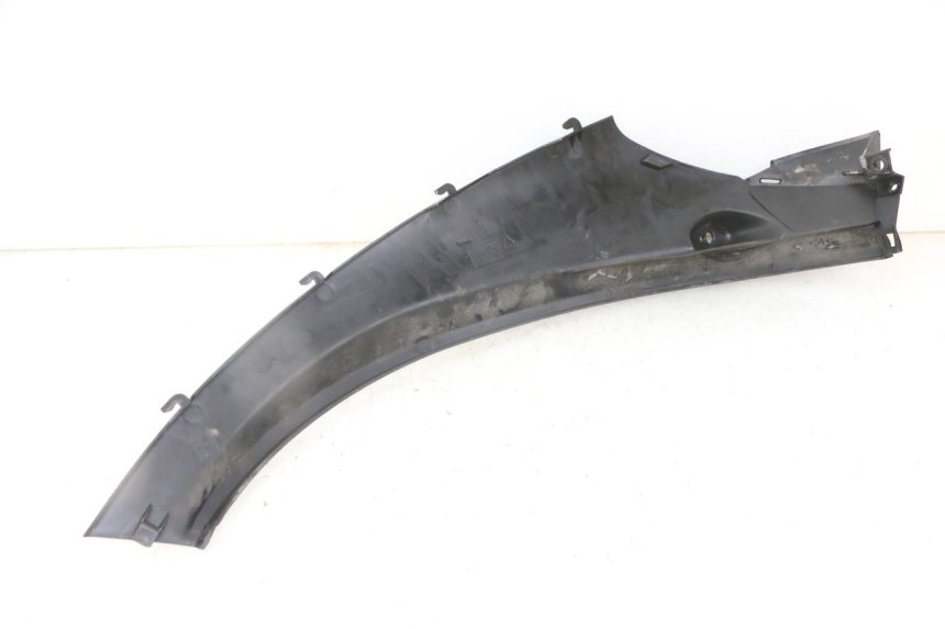 photo de BAS DE CAISSE ARRIERE DROIT PIAGGIO MP3 LT 300 (2010 - 2016) - Autre angle de vue