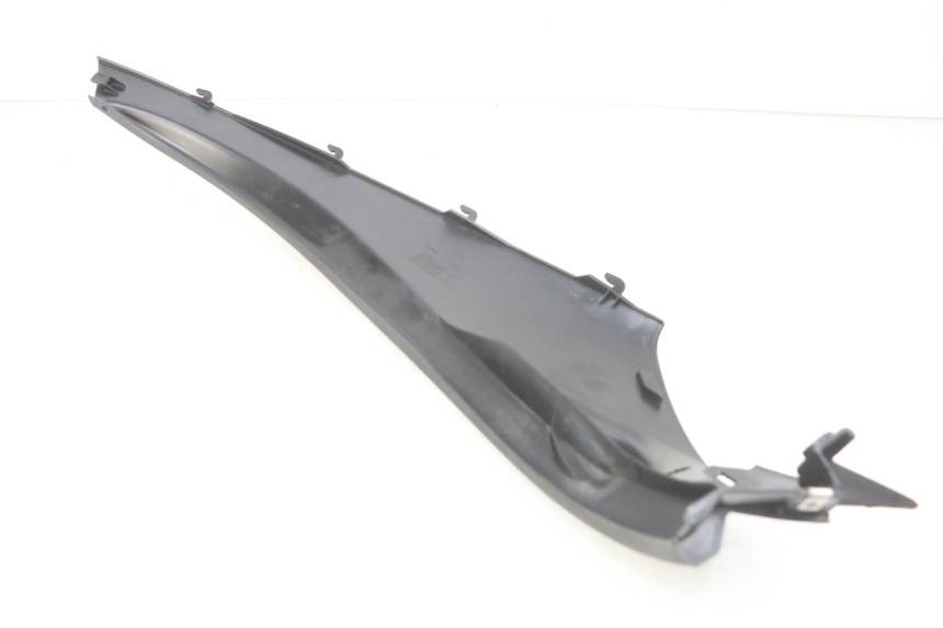 photo de BAS DE CAISSE ARRIERE DROIT PIAGGIO MP3 500 (2011 - 2015) - Zoom état d’usage