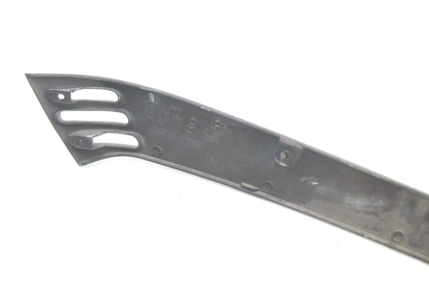 photo de BAS DE CAISSE ARRIERE DROIT PIAGGIO VESPA LX IE 125 (2010 - 2012) - Pièce contrôlée