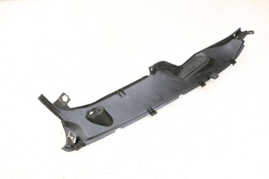 photo de BAS DE CAISSE ARRIERE DROIT GILERA RUNNER SP 50 (2009 - 2017) - Zoom état d’usage