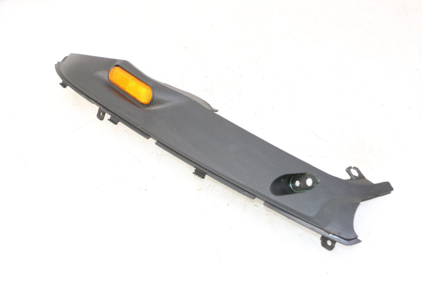 photo de BAS DE CAISSE ARRIERE DROIT GILERA RUNNER SP 50 (2009 - 2017) - Vue d’ensemble