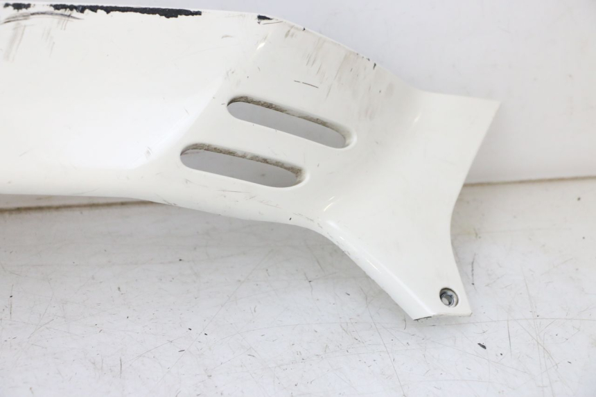 photo de BAS DE CAISSE ARRIERE DROIT PIAGGIO VESPA GTS SUPER IE 125 (2009 - 2016) - Marquages et références