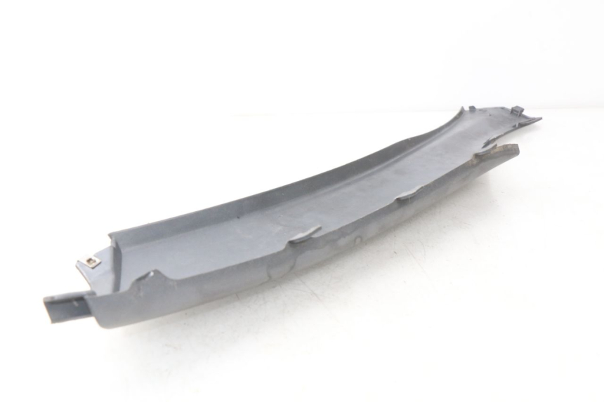 photo de BAS DE CAISSE ARRIERE DROIT PIAGGIO X9 125 (2000 - 2003) - Autre angle de vue