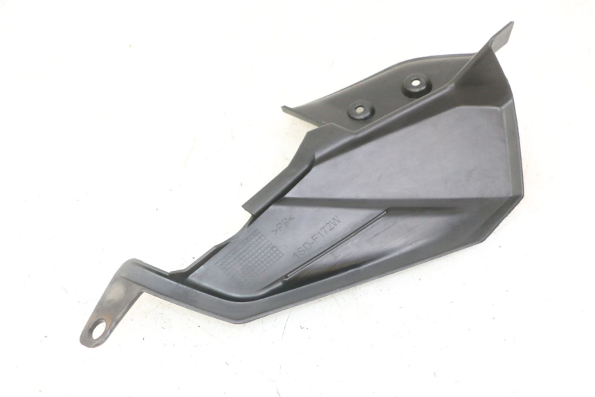 photo de BAS DE CAISSE ARRIERE DROIT YAMAHA YP X-MAX XMAX 400 (2014 - 2017) - Détail de la pièce