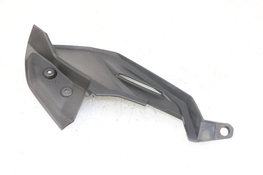 photo de BAS DE CAISSE ARRIERE DROIT YAMAHA YP X-MAX XMAX 400 (2014 - 2017) - Vue d’ensemble