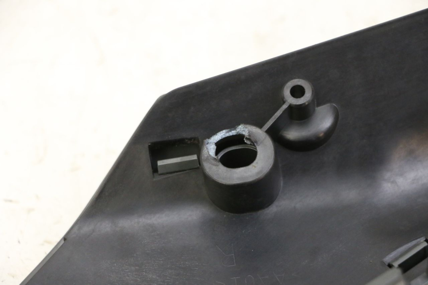 photo de BAS DE CAISSE ARRIERE DROIT SEGWAY NINEBOT ZT3 PRO 1 - Détail de la pièce