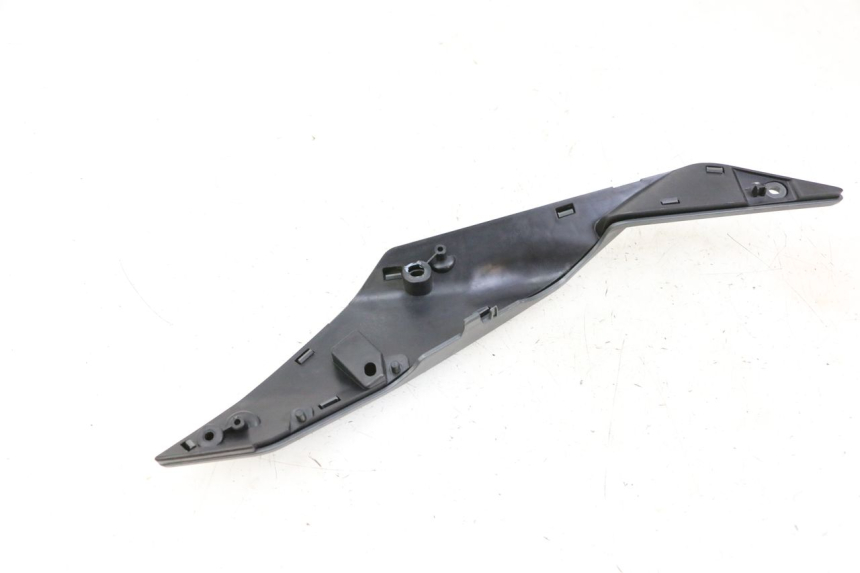 photo de BAS DE CAISSE ARRIERE DROIT SEGWAY NINEBOT ZT3 PRO 1 - Zoom état d’usage