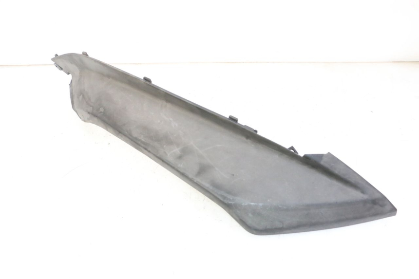 photo de BAS DE CAISSE ARRIERE GAUCHE QUADRO 4 4D 350 (2015 - 2018) - État de surface