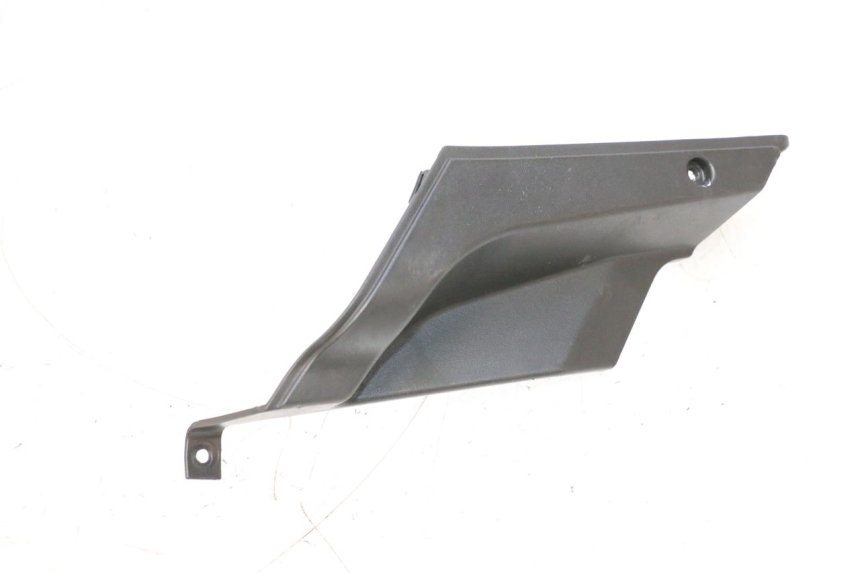 photo de BAS DE CAISSE ARRIERE GAUCHE KEEWAY F-ACT FACT EVO 50 (2020 - 2026) - Points de fixation