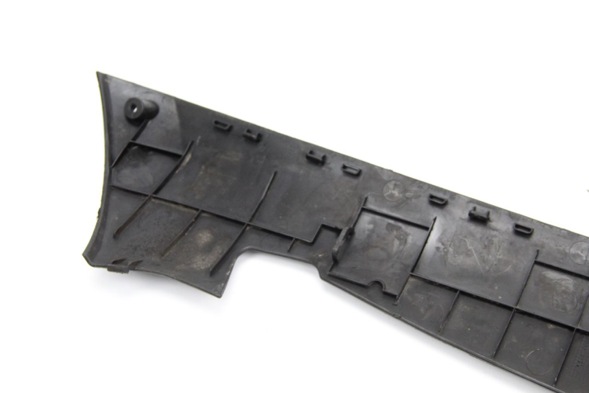 photo de BAS DE CAISSE ARRIERE GAUCHE PEUGEOT KISBEE 4T 50 (2010 - 2017) - Vue d’ensemble