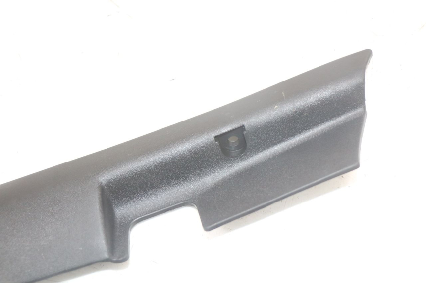 photo de BAS DE CAISSE ARRIERE GAUCHE MASH LEGEND'R 4T 50 (2021 - 2025) - Gros plan technique