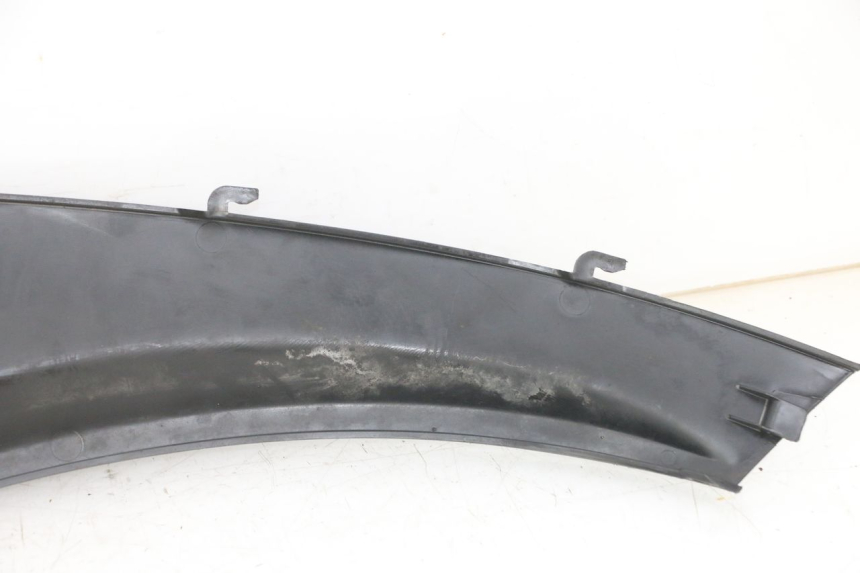 photo de BAS DE CAISSE ARRIERE GAUCHE PIAGGIO MP3 LT 300 (2010 - 2016) - Gros plan technique