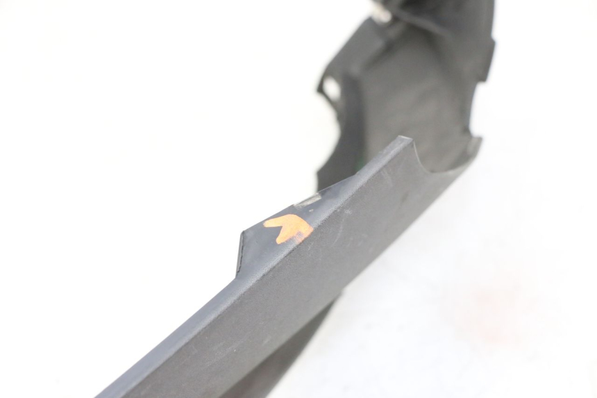 photo de BAS DE CAISSE ARRIERE GAUCHE PIAGGIO MP3 RL 250 (2006 - 2010) - Zoom état d’usage