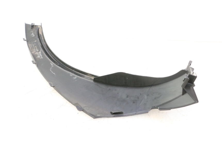 photo de BAS DE CAISSE ARRIERE GAUCHE PIAGGIO MP3 125 (2006 - 2014) - Zoom état d’usage