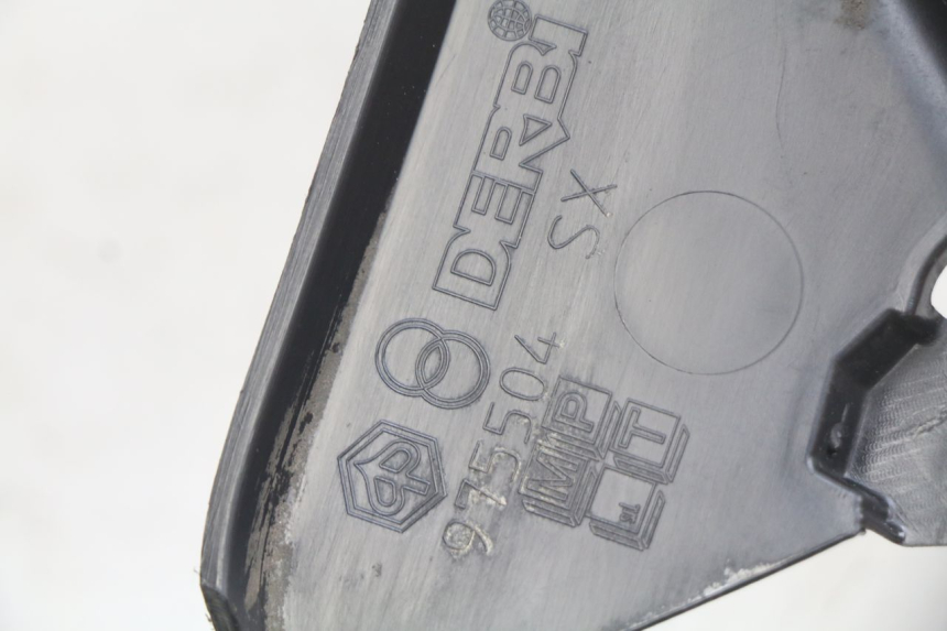 photo de BAS DE CAISSE ARRIERE GAUCHE GILERA NEXUS 125 (2009 - 2013) - Détail de la pièce