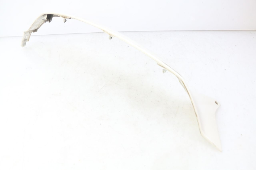 photo de BAS DE CAISSE ARRIERE GAUCHE PIAGGIO VESPA GTS IGET ABS 125 (2017 - 2023) - État de surface