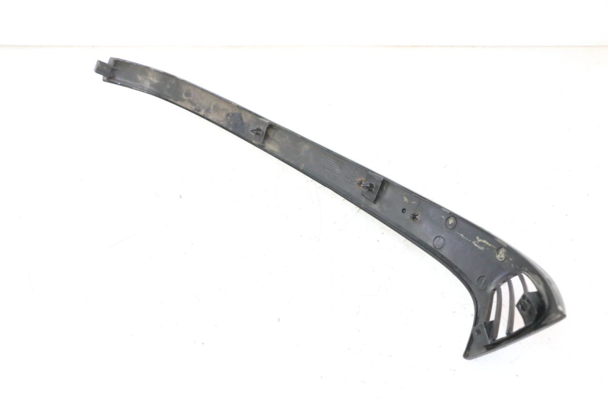 photo de BAS DE CAISSE ARRIERE GAUCHE PIAGGIO VESPA S 2T 50 (2007 - 2014) - Détail de la pièce