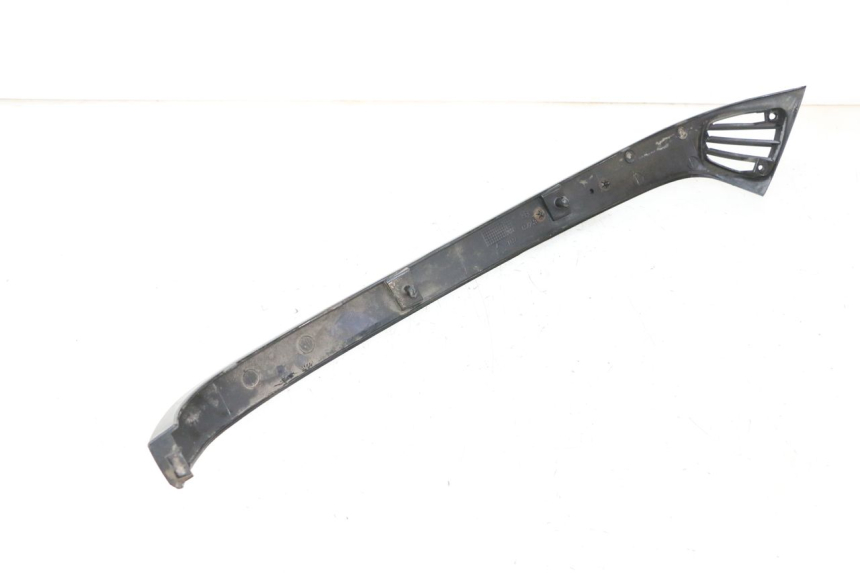 photo de BAS DE CAISSE ARRIERE GAUCHE PIAGGIO VESPA S 2T 50 (2007 - 2014) - Zoom état d’usage