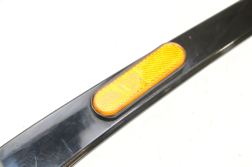 photo de BAS DE CAISSE ARRIERE GAUCHE PIAGGIO VESPA S 2T 50 (2007 - 2014) - Gros plan technique