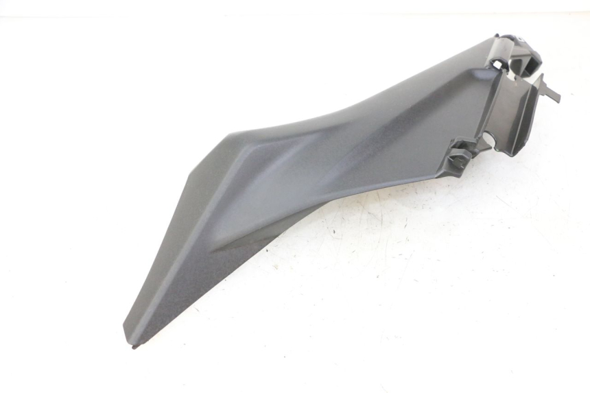 photo de BAS DE CAISSE ARRIERE GAUCHE YAMAHA XMAX X-MAX 125 (2021 - 2025) - Vue d’ensemble