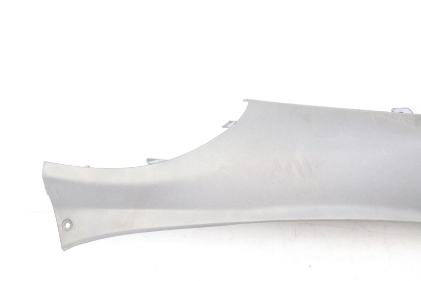 photo de BAS DE CAISSE ARRIERE GAUCHE PIAGGIO X9 EVOLUTION 125 (2003 - 2007) - Vue d’ensemble