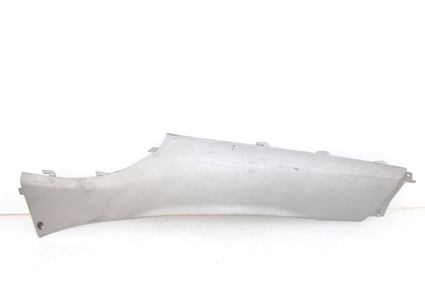 photo de BAS DE CAISSE ARRIERE GAUCHE PIAGGIO X9 125 (2000 - 2003) - Vue principale