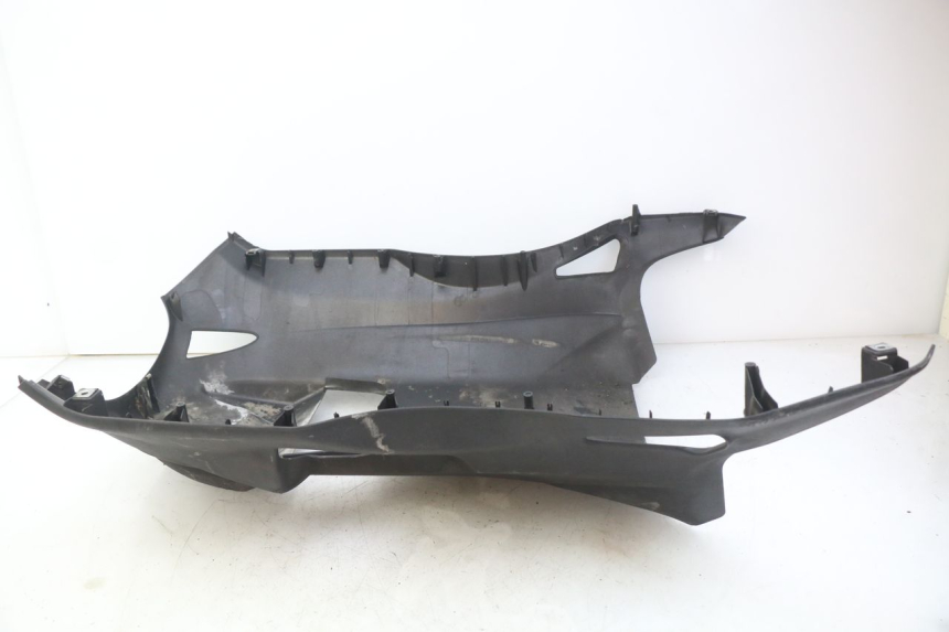 photo de BAS DE CAISSE APRILIA ATLANTIC 500 (2002 - 2003) - Détails caractéristiques