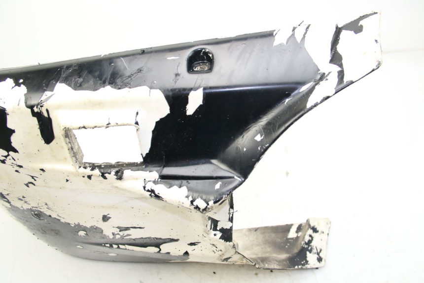 photo de BAS DE CAISSE MBK BOOSTER SPIRIT 50 (1999 - 2003) - Détail de la pièce