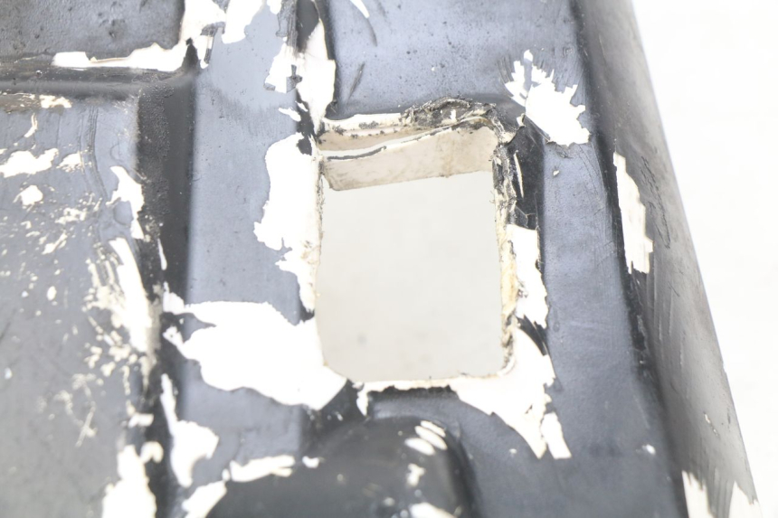 photo de BAS DE CAISSE MBK BOOSTER SPIRIT NAKED 50 (2004 - 2017) - Détail de la pièce