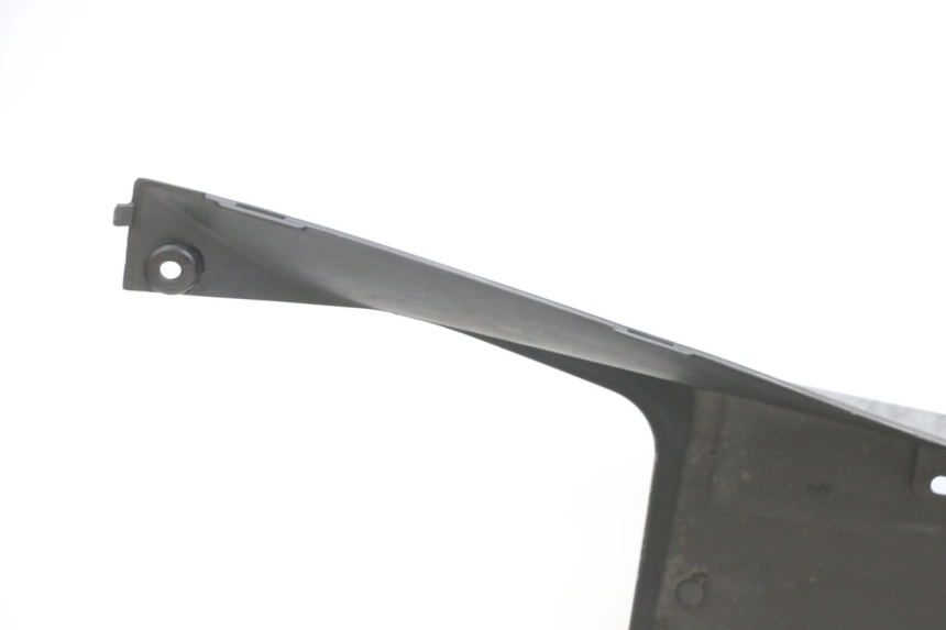 photo de BAS DE CAISSE SUZUKI BURGMAN 125 (2007 - 2014) - Marquages et références