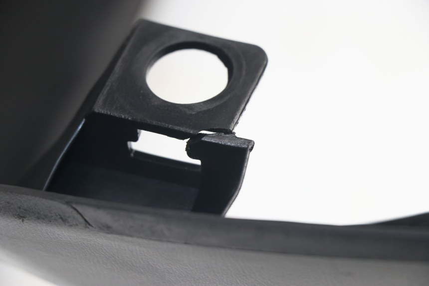 photo de BAS DE CAISSE YAMAHA BW'S BWS 125 (2010 - 2013) - Détail de la pièce