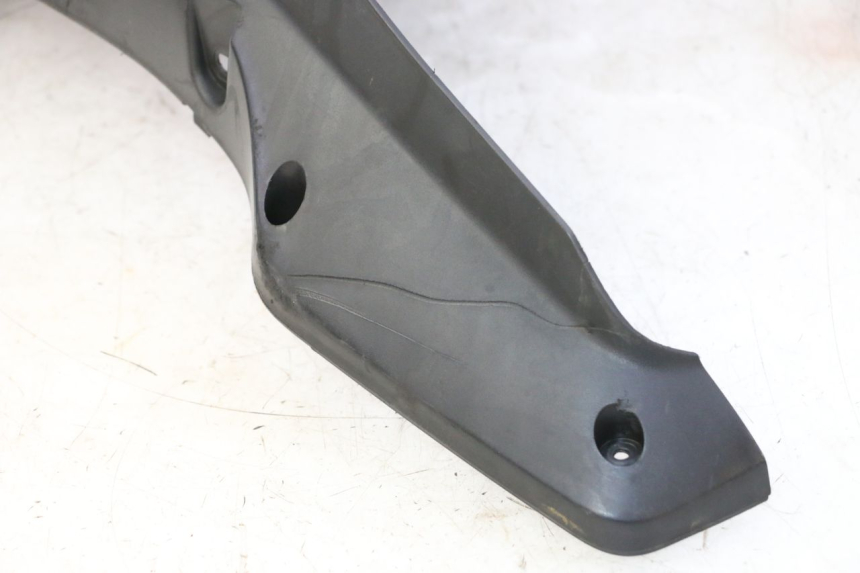 photo de BAS DE CAISSE SYM CROX 4T 50 (2016 - 2023) - Points de fixation