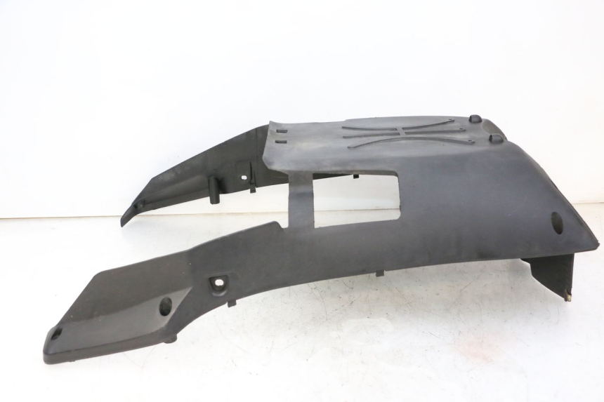 photo de BAS DE CAISSE SYM CROX 4T 50 (2016 - 2023) - Points de fixation